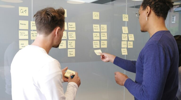 How Marketing Heads Can Use AI Content Solutions for Improved Brand Visibility in LLMs and GEO